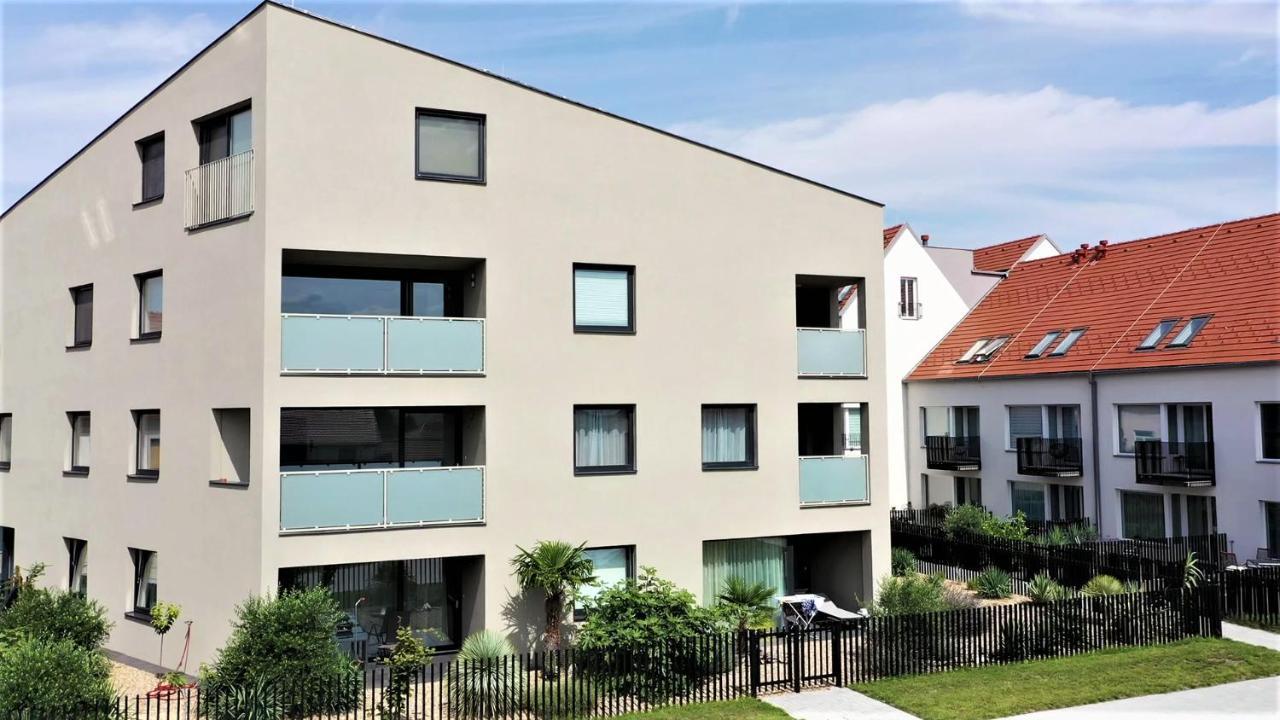 Palm Garden Apartment 1 ミクロフ エクステリア 写真