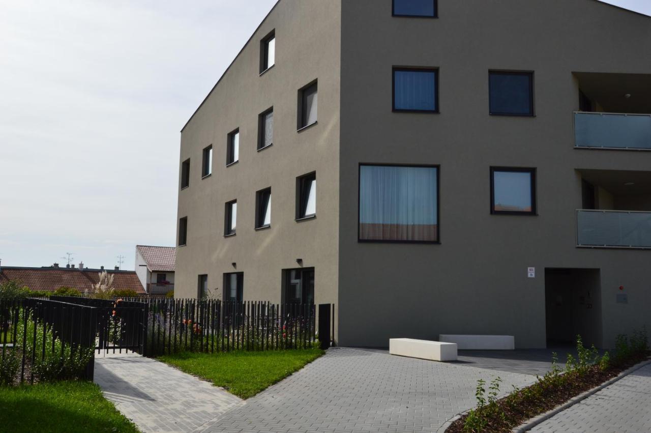 Palm Garden Apartment 1 ミクロフ エクステリア 写真