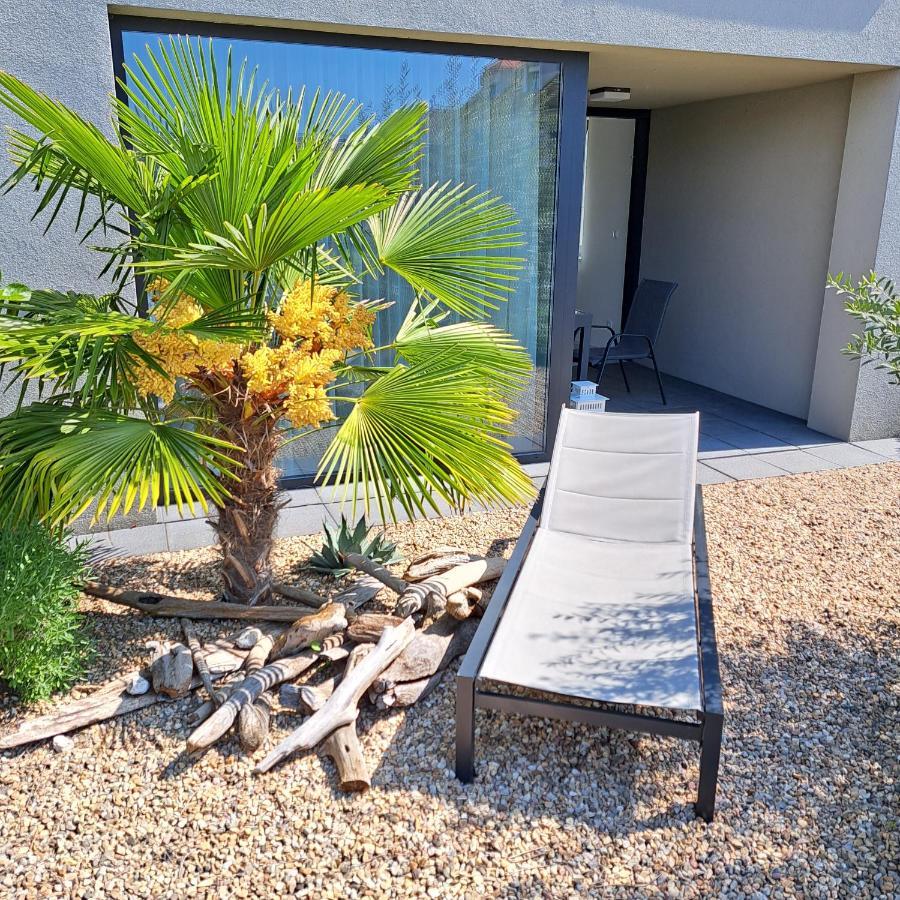 Palm Garden Apartment 1 ミクロフ エクステリア 写真